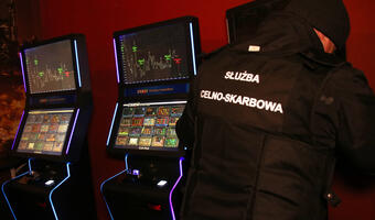 KAS zarekwirowała 53 nielegalne automaty do gier