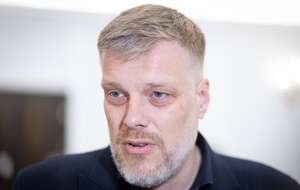 Poseł Adrian Zandberg / autor: Fratria