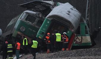 Maszyniści w południe uczcili pamięć ofiar katastrofy kolejowej