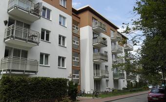 Polacy kupują mieszkania za gotówkę