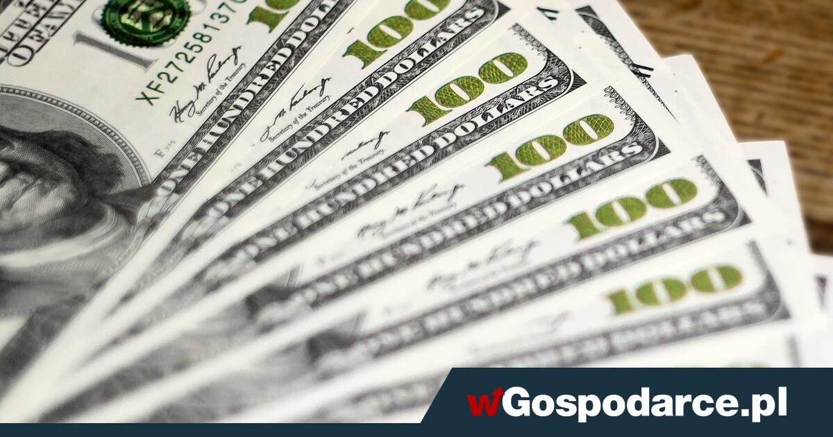 Dolar łapie wiatr w żagle
