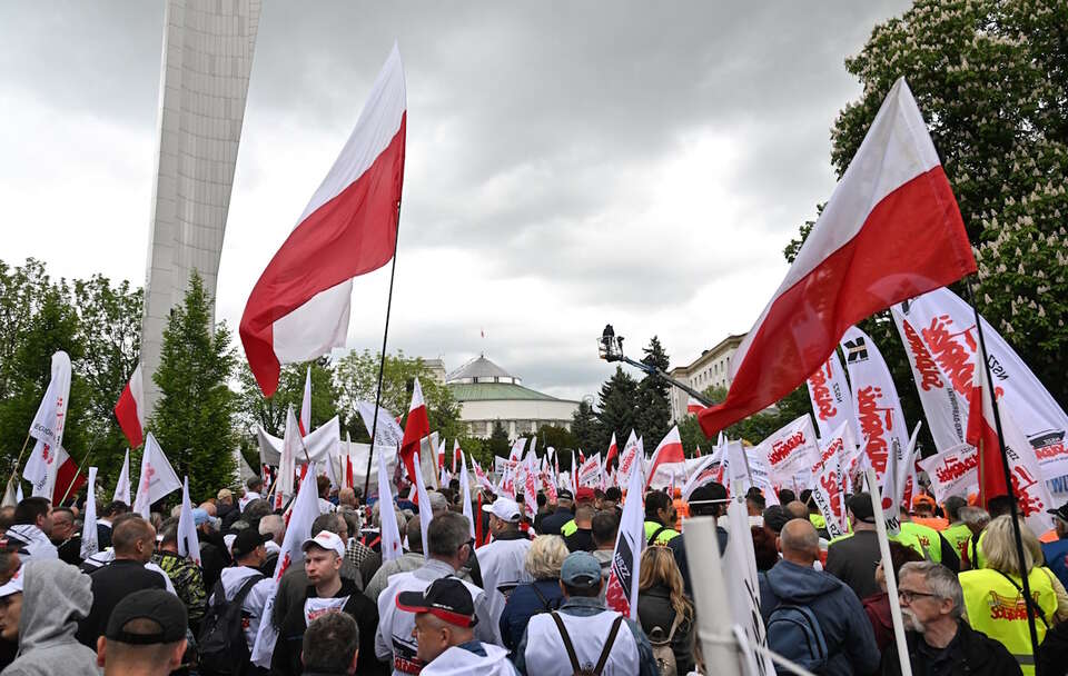 Protest rolników pod Sejmem / autor: PAP/Radek Pietruszka