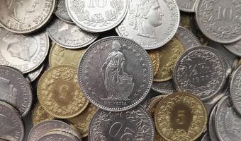 Kredyt frankowy ciągle znacznie droższy od złotowego