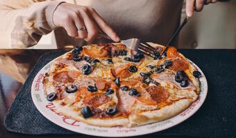 W Rzymie skonfiskowano bary i pizzerie należące do kamorry