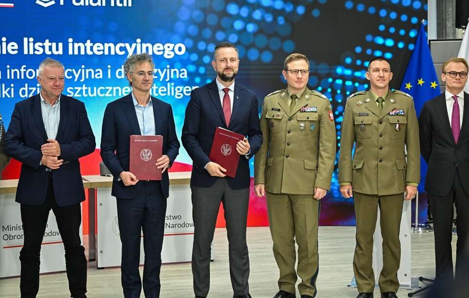 podpisanie listu intencyjnego / autor: PAP/Radek Pietruszka