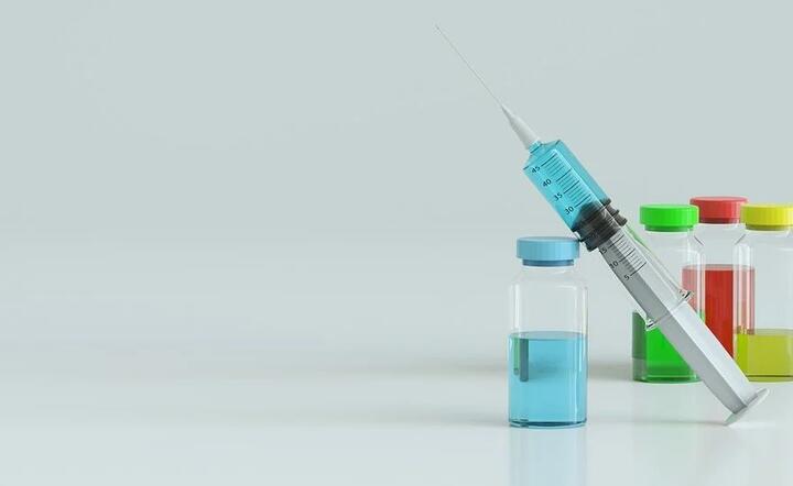 Grupa 12 osób otrzymała 23 kwietnia dawkę potencjalnej szczepionki na COVID-19 w ramach badania klinicznego prowadzonego w Niemczech. / autor: fot. Pixabay