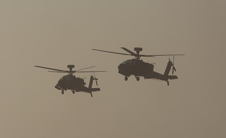Śmigłowce szturmowe USA w trakcie misji bojowej w Afganistanie / autor: Pixabay