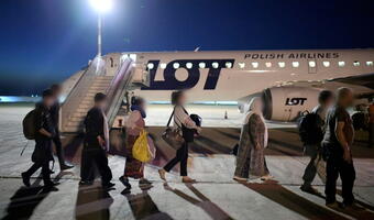 Dworczyk: Do Polski przyleciało 260 ewakuowanych