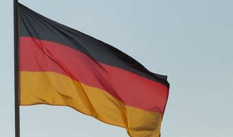 Polaku, będziesz mieszkał u Niemca. Niemcy hurtowo kupują w Polsce osiedla