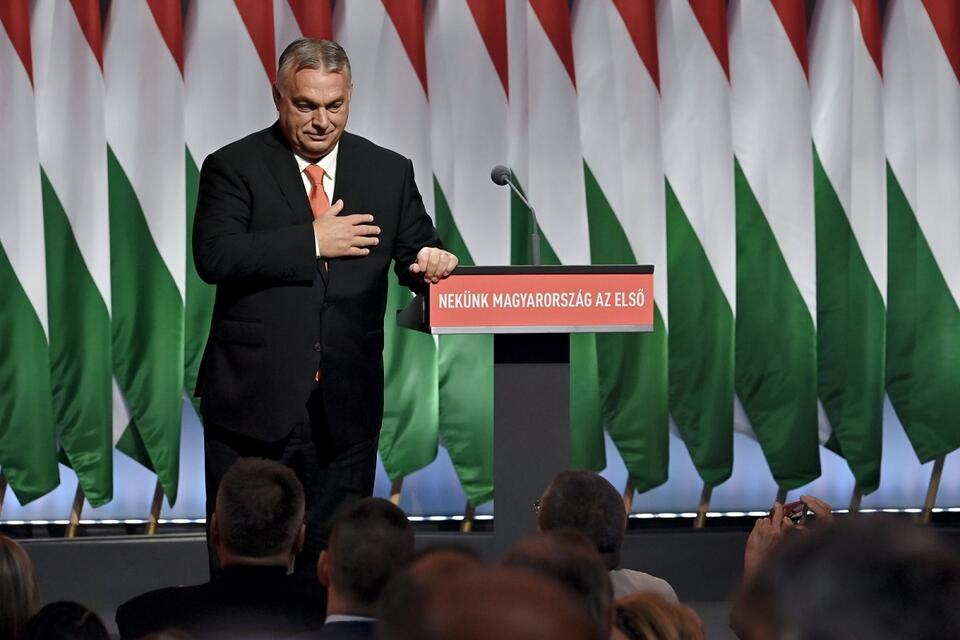 Premier Węgier i lider Fideszu Viktor Orban podczas zjazdu partyjnego / autor: PAP/EPA