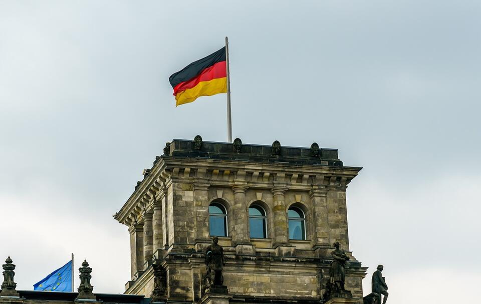 Flaga Niemiec / autor: Fratria