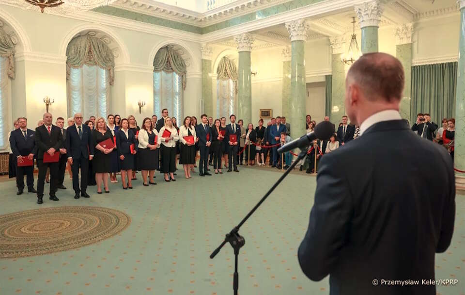 Prezydent powołał Mikołaja Pawlaka na sędziego!