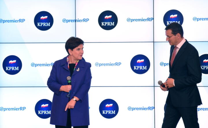 Premier Beata Szydło i wicepremier Mateusz Morawiecki, fot. PAP/Radek Pietruszka