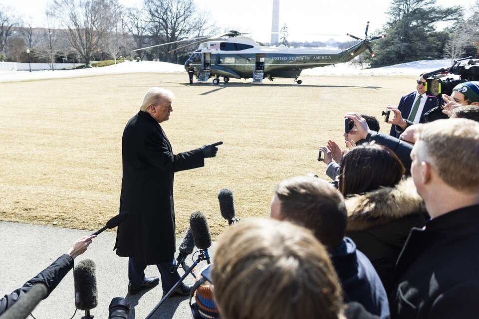 Trump uznał władzę tymczasowej prezydent Wenezueli