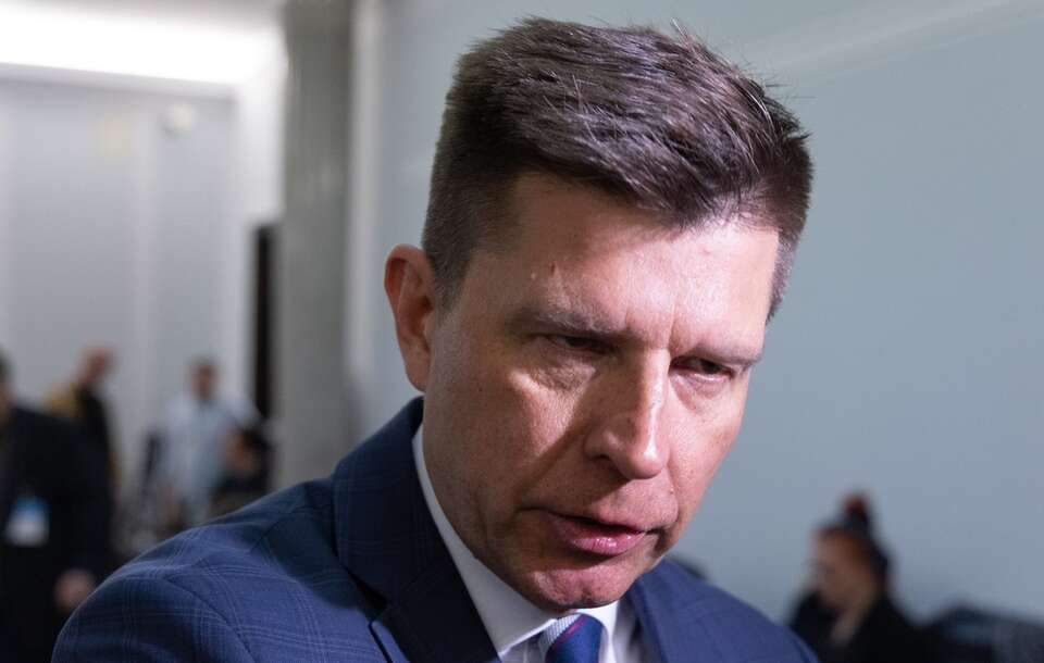 Według Petru osoby o niskich dochodach mają... trzy mieszkania