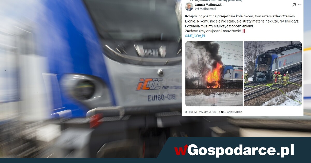 Dwa pociągi Intercity uderzyły w auto: pożar! [ZDJĘCIA]