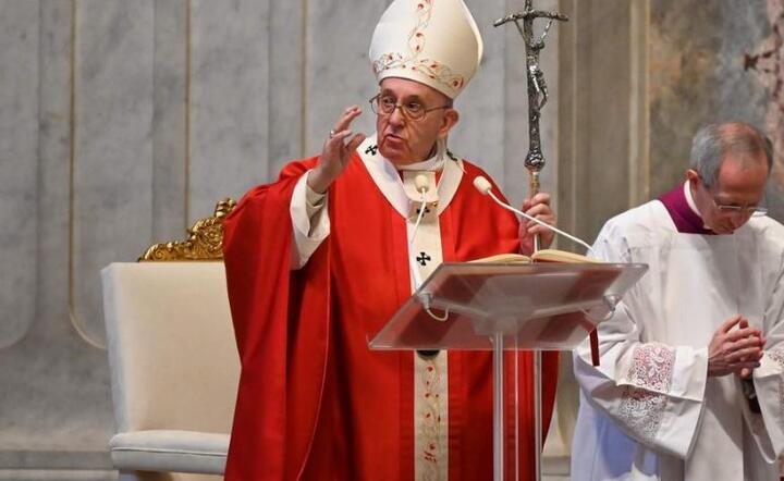 Papież Franciszek podczas mszy  / autor: AFP