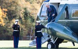 Joe Biden / autor: PAP/EPA/JIM LO SCALZO / POOL