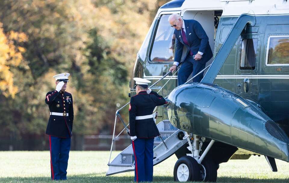 Joe Biden / autor: PAP/EPA/JIM LO SCALZO / POOL