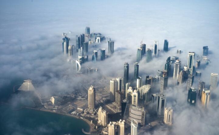 Doha, stolica Kataru z loty ptaka, fot. PAP/EPA/IAN LANGSDON