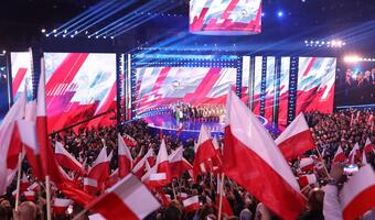 Rozpoczęła się konwencja PiS pod hasłem "Bezpieczna Polska"