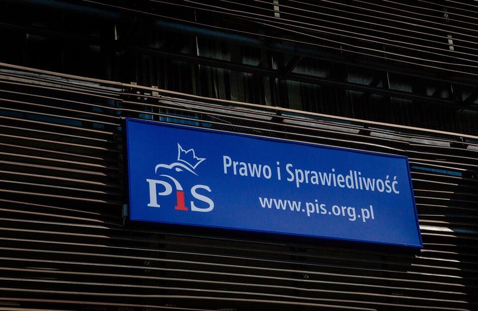 Siedziba PiS przy ul. Nowogrodzkiej w Warszawie / autor: Fratria