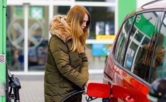 PZPM: Przez drożejące paliwo Polacy mniej jeżdżą