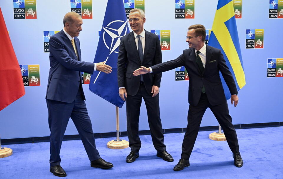 Prezydent Turcji, sekretarz generalny NATO i premier Szwecji / autor: PAP/EPA/Henrik Montgomery