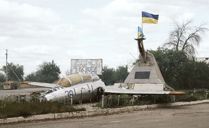 Zniszczenia pod Charkowem, Ukraina / autor: PAP/EPA/GEORGE IVANCHENKO