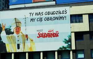 Baner w obronie św. Jana Pawła II, Gdańsk 2023 / autor: Fratria