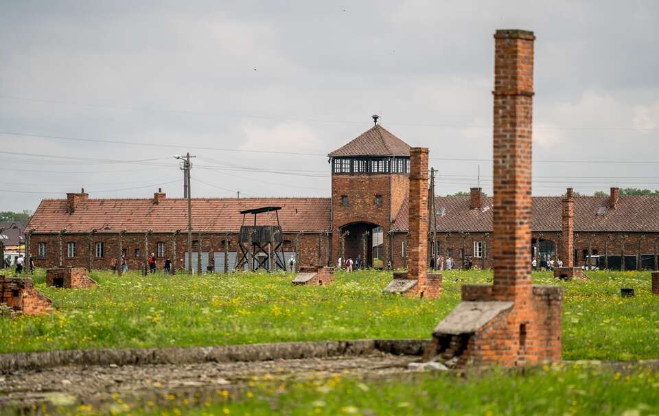 Dokumenty z bulwersującej niemieckiej aukcji trafiły do Fundacji Auschwitz-Birkenau. / autor: Fratria