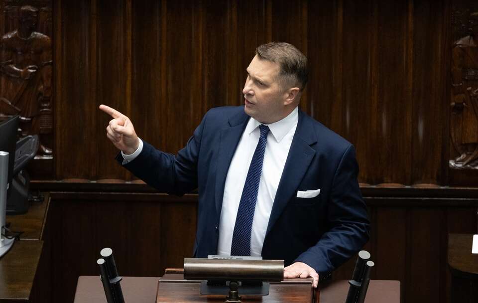 PiS z największym wzrostem w SONDAŻU! "Rz": To efekt Czarnka