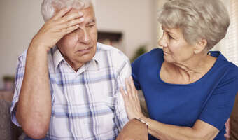 Dramat polskich seniorów. Tyle nazbierali długu