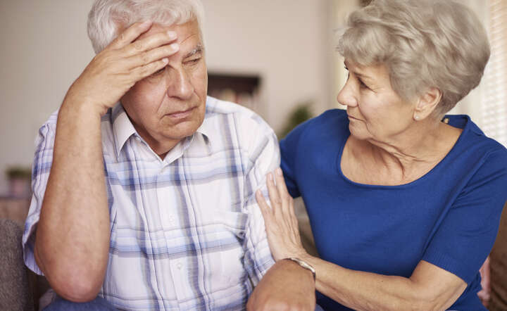 Dramat polskich seniorów. Tyle nazbierali długu