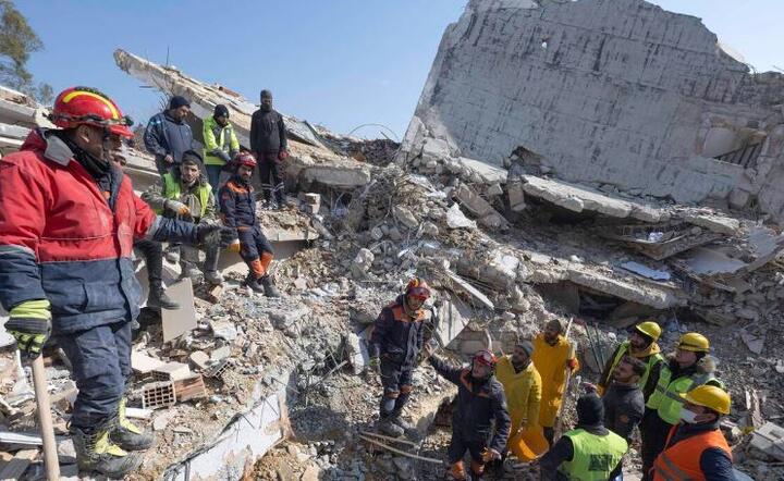 Trzęsienie ziemi w Turcji  / autor: PAP/DPA/Boris Roessler