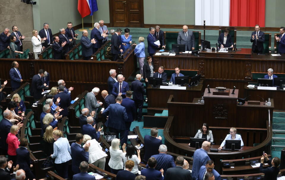 Sejm / autor: PAP/Rafał Guz