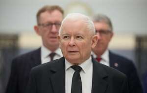 Prezes PiS Jarosław Kaczyński w Sejmie. / autor: PAP/Leszek Szymański