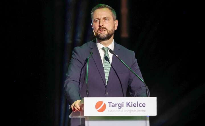 Wicepremier - minister obrony narodowej Władysław Kosiniak-Kamysz podczas wystąpienia w ramach otwarcia XXXII Międzynarodowego Salonu Przemysłu Obronnego w Kielcach / autor: PAP/Adam Kumorowicz