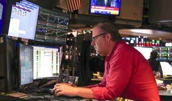 Ropa w dół, złoty w górę po „owocnych” rozmowach USA-Iran