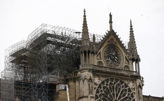 Polski rząd zaangażuje się w odbudowę Notre Dame