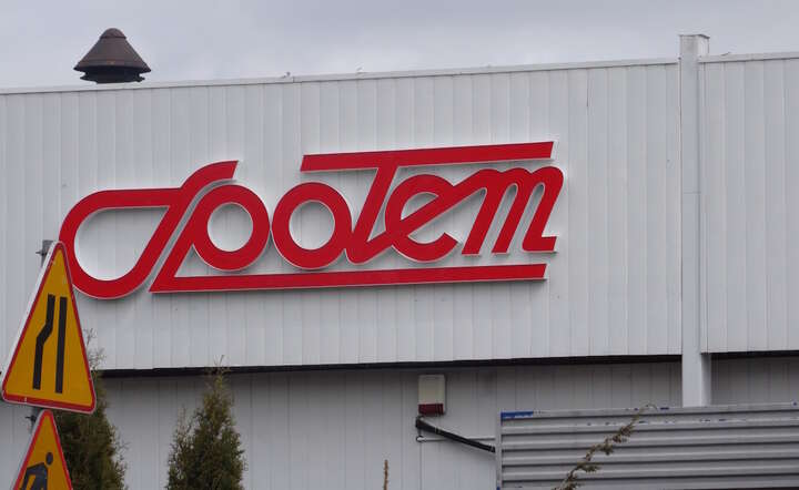 Koniec popularnej legendy? Polska sieć zamyka sklepy