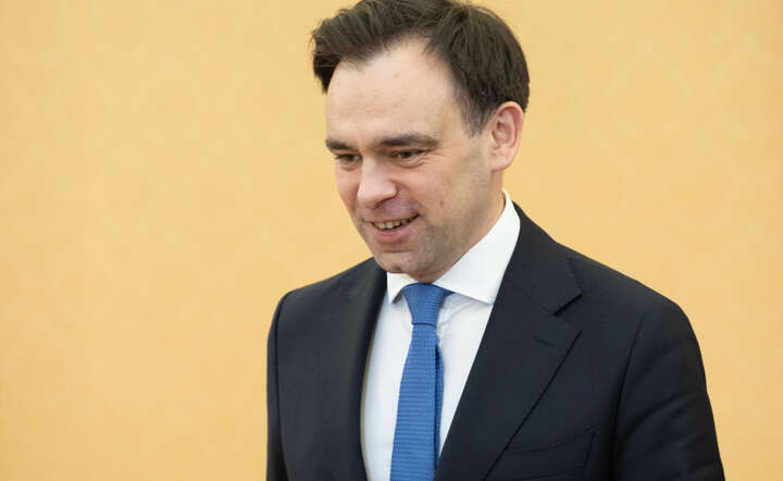 Minister finansów i gospodarki Andrzej Domański nie ustąpi. Chce, by Polacy płacili więcej / autor: Fratria