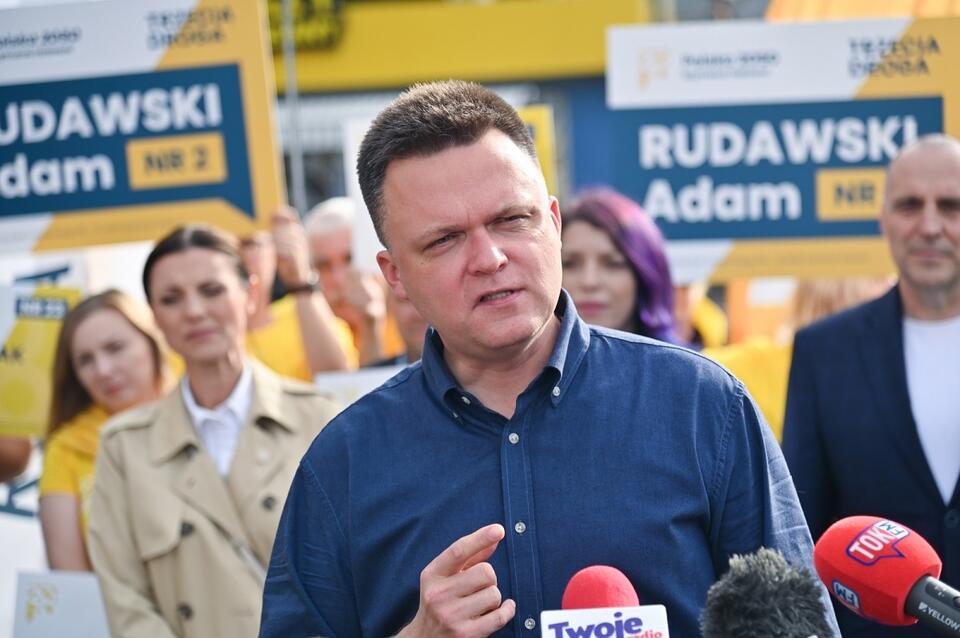 Lider Polski 2050 (Trzecia Droga) Szymon Hołownia w trakcie kampanii wyborczej / autor: PAP/Marcin Bielecki