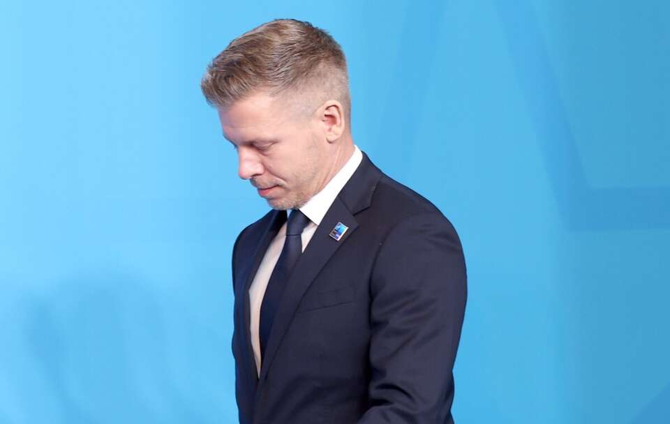 Peter Magyar / autor: PAP/EPA/GEORGI LICOVSKI