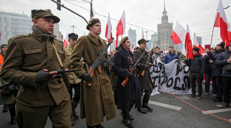 Uczestnicy Marszu Niepodległości, 11 bm. w Warszawie / autor: PAP/Mateusz Marek