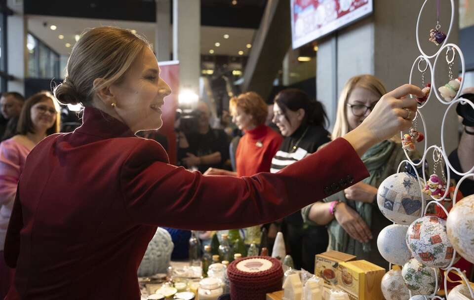 Pierwsza Dama odwiedziła Międzynarodowy Kiermasz Dobroczynny