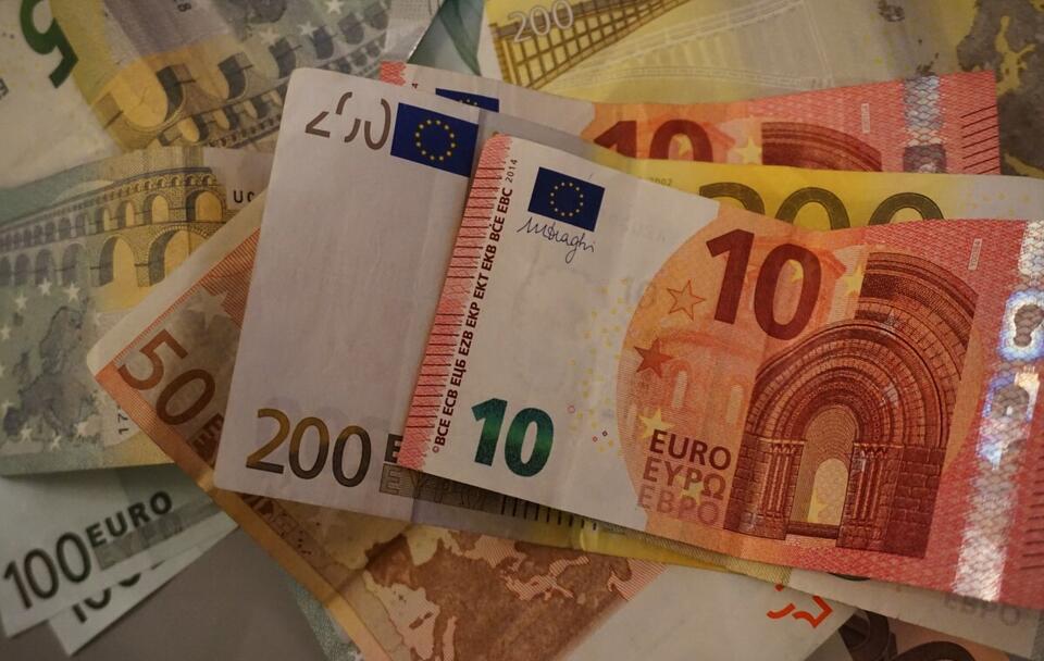 Zdjęcie ilustracyjne/ Banknoty euro / autor: Fratria