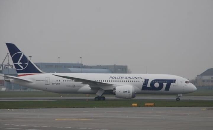 Dreamliner LOT/lot.pl