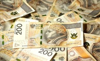 W czasie pandemii “życie” banknotu w Polsce dłuższe