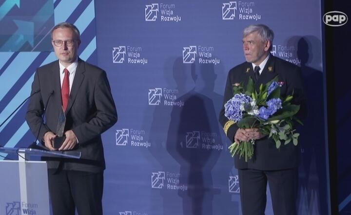 Prezes Paweł Borys z Polskiego Funduszu Rozwoju nagrodzony Złotą Wstęgą na gali Forum Wizja Rozwoju